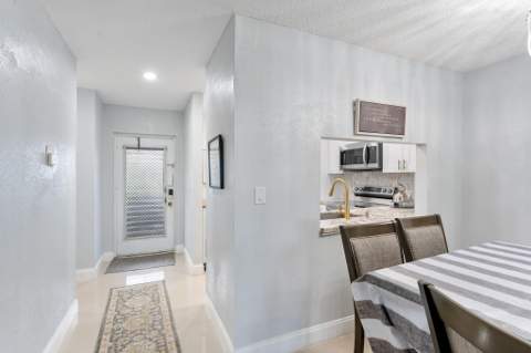 7807 Golf Cir Drive #H 305, Margate FL - photo 16 of 31