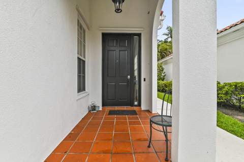 4766 Valencia Drive, Delray Beach FL - photo 24 of 34
