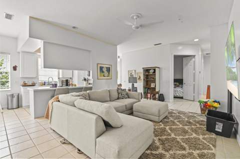 4766 Valencia Drive, Delray Beach FL - photo 7 of 34