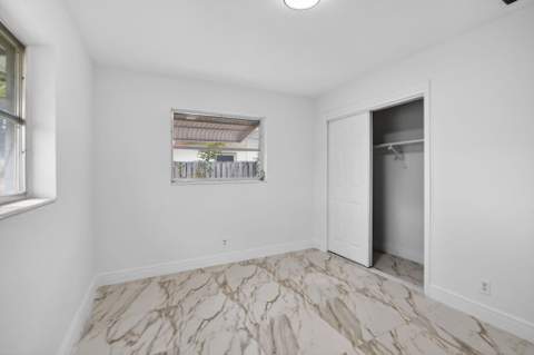 5731 NE 17th Terrace, Fort Lauderdale FL - photo 22 of 39