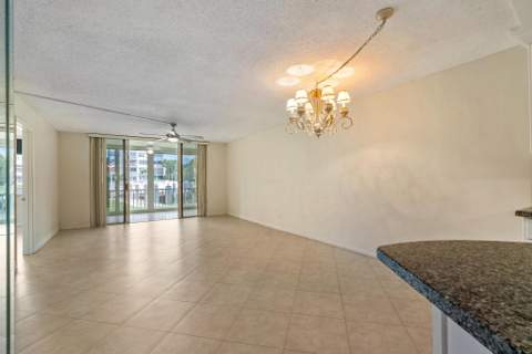 911 Gardenia Drive #153, Delray Beach FL - photo 12 of 42