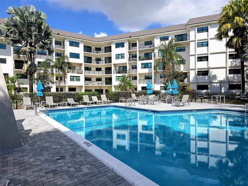 2 bedroom Condominium at 900 River Reach Drive #425, River Reach Condominium I, Fort Lauderdale — photo 4