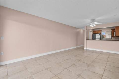 1524 Lake Crystal Drive #F, West Palm Beach FL - photo 7 of 20