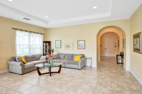 8541 NW 38th Street, Cooper City FL - photo 9 of 46