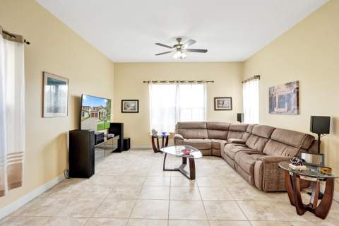 8541 NW 38th Street, Cooper City FL - photo 15 of 46