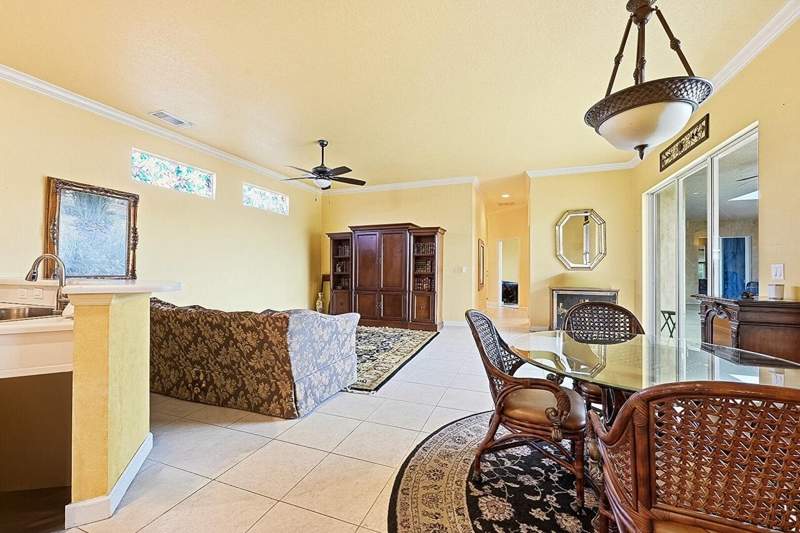 4 bedroom Single Family Residence at 10521 SW Westlawn Boulevard, Tradition Plat No 4, Port St. Lucie — photo 4