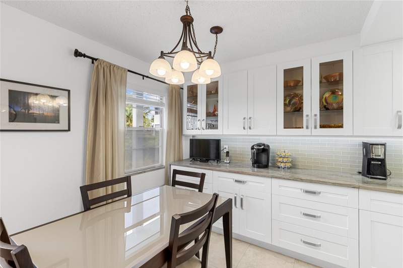2 bedroom Condominium at 210 Oakridge #210, Oakridge N Condo, Deerfield Beach — photo 2