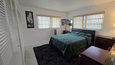 1200 Tallwood Avenue #305, Hollywood FL - photo 16 of 29