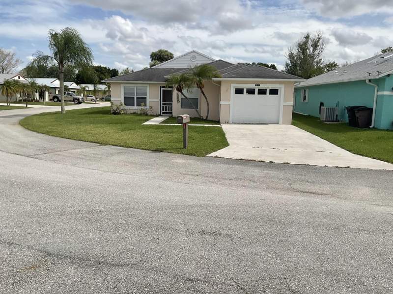 2 bedroom Single Family Residence at 14151 Cisne Circle, Spanish Lakes Fairways NE Phase, Fort Pierce — photo 2