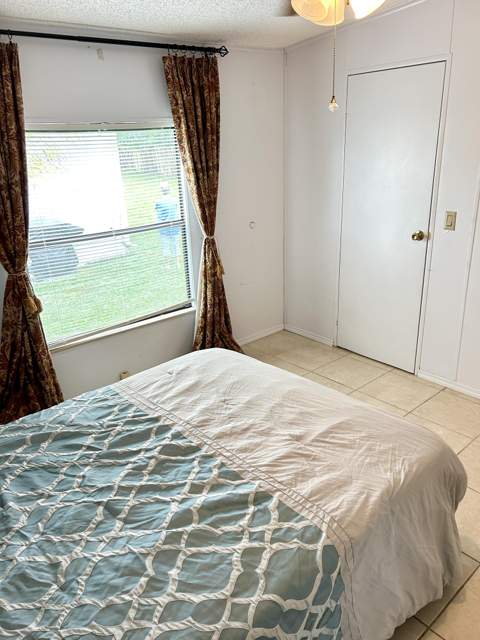 3409 Lake Overlook Place, Lake Worth FL - photo 16 of 48