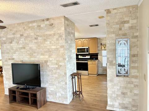3409 Lake Overlook Place, Lake Worth FL - photo 10 of 48
