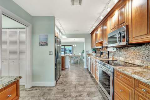 732 NE 12th Terrace #6, Boynton Beach FL - photo 22 of 52