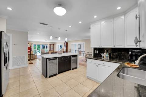 1019 E Cypress Drive, Pompano Beach FL - photo 23 of 69
