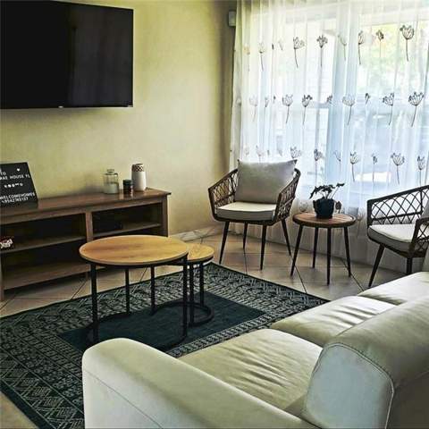 5620 SW 56th Street, Davie FL - photo 9 of 33