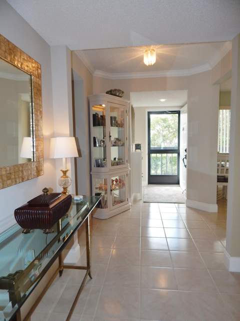 6698 N 10th Ave #215, Lake Worth FL - photo 7 of 45