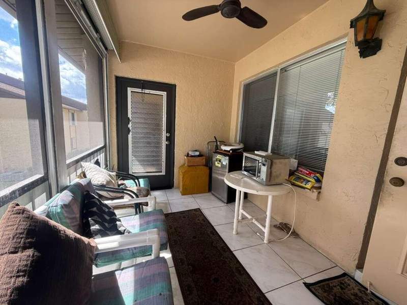 2 bedroom Condominium at 213 Pine Hov Circle #D2, Pine Ridge South II Condo, Greenacres — photo 2
