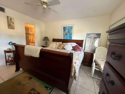 213 Pine Hov Circle #D2, Greenacres FL - photo 13 of 32