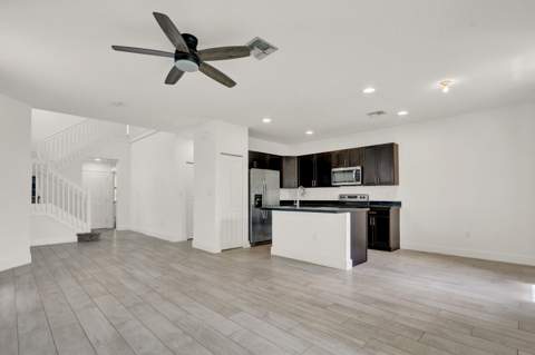 4008 Sequoia Place, Riviera Beach FL - photo 7 of 37