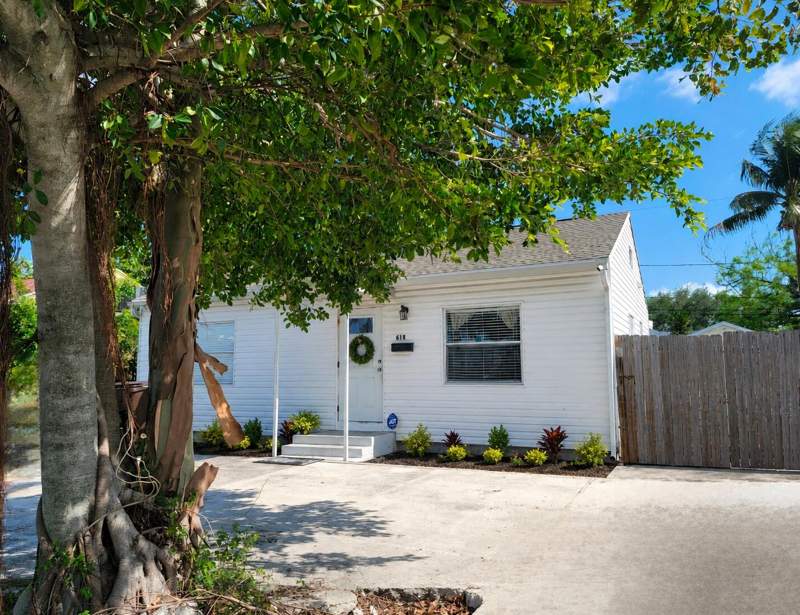2 bedroom Single Family Residence at 618 Hunter Street, Forest Ridge Park, West Palm Beach — photo 2