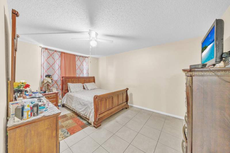 1 bedroom Condominium at 3001 NW 48th Avenue #439, Cypress Chase Condo No 6, Lauderdale Lakes — photo 5
