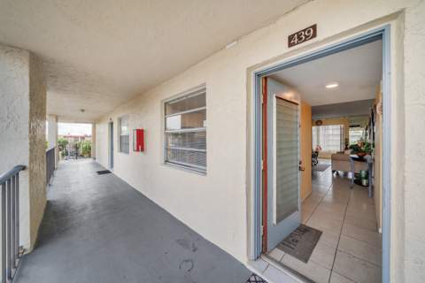 3001 NW 48th Avenue #439, Lauderdale Lakes FL - photo 8 of 27
