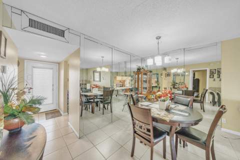 3001 NW 48th Avenue #439, Lauderdale Lakes FL - photo 15 of 27