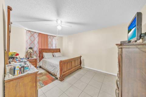 3001 NW 48th Avenue #439, Lauderdale Lakes FL - photo 22 of 27