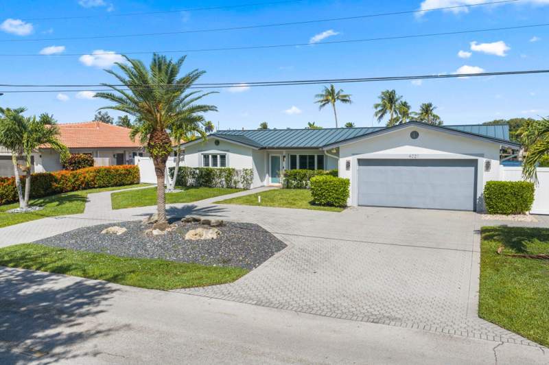 3 bedroom Single Family Residence at 4021 NE 27th Terrace, Venetian Isles 2nd Sec, Lighthouse Point — photo 2
