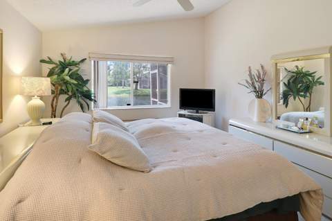 5006 Heron Court, Coconut Creek FL - photo 15 of 45