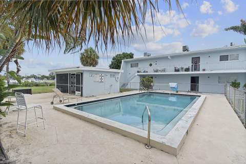 725 Hummingbird Way #111, North Palm Beach FL - photo 23 of 29