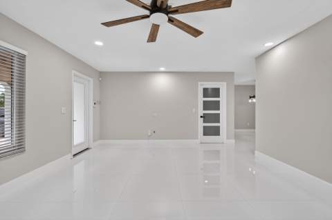 10339 Daphne Avenue, Palm Beach Gardens FL - photo 12 of 81