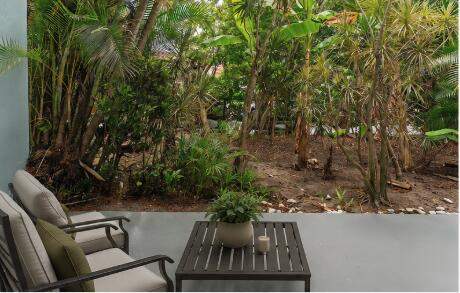 725 Hummingbird Way #111, North Palm Beach FL - photo 18 of 29
