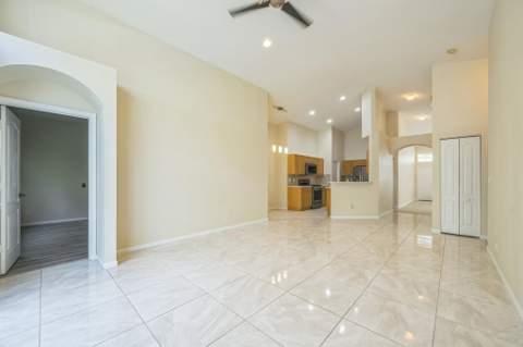 5780 Saddle Trail Lane, Lake Worth FL - photo 16 of 36