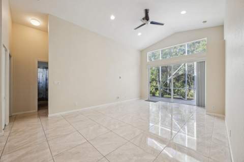 5780 Saddle Trail Lane, Lake Worth FL - photo 17 of 36