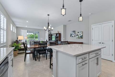 12847 SW Vermillion Circle, Port St. Lucie FL - photo 13 of 66