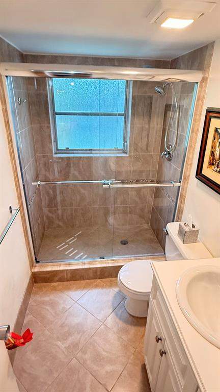 4031 N Cypress Drive #101, Pompano Beach FL - photo 10 of 35