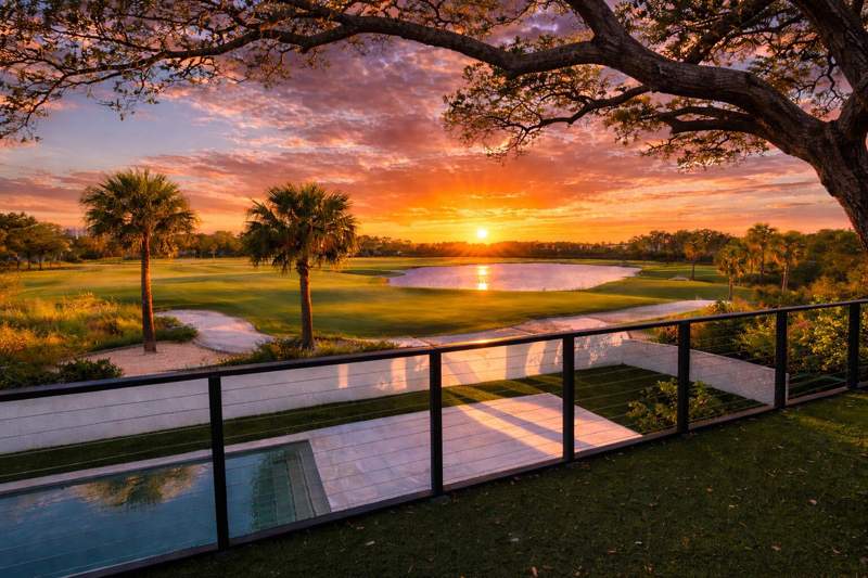 4 bedroom Single Family Residence at 868 Country Club Drive, Golf Course Add To Villag, North Palm Beach — photo 4
