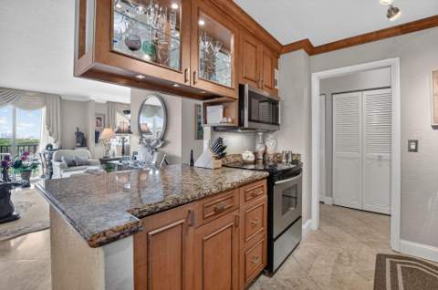 2121 N Ocean Boulevard #705e, Boca Raton FL - photo 8 of 23