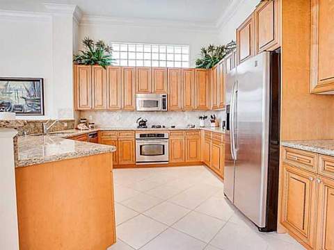 114 Tranquilla Drive, Palm Beach Gardens FL - photo 9 of 13