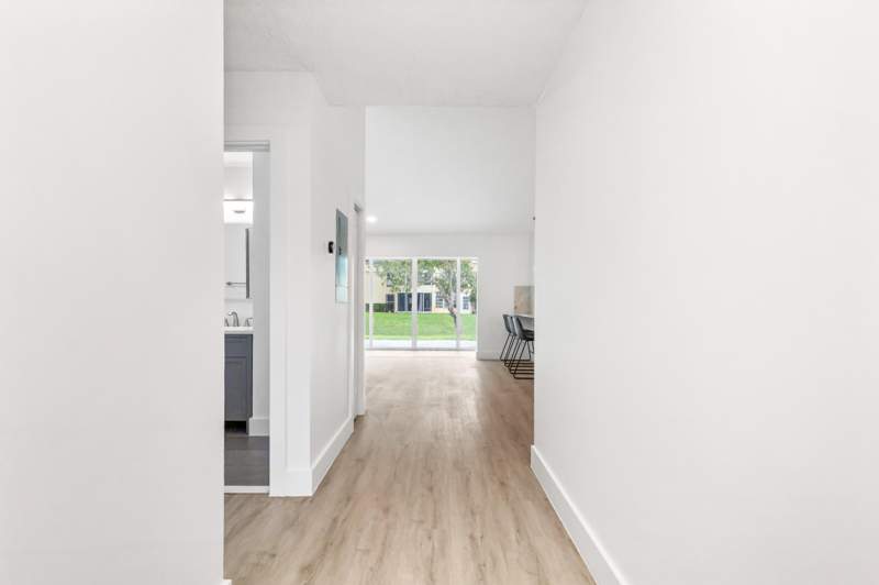 2 bedroom Villa at 2737 Zorno Way, Lago Del Rey Condo, Delray Beach — photo 5