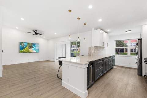 2737 Zorno Way, Delray Beach FL - photo 11 of 32