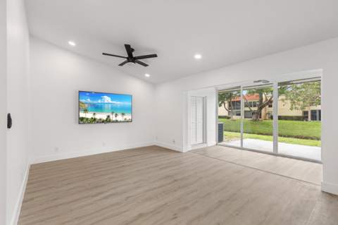 2737 Zorno Way, Delray Beach FL - photo 18 of 32