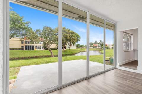 2737 Zorno Way, Delray Beach FL - photo 17 of 32