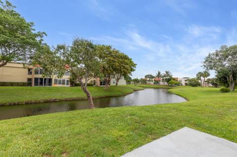 2737 Zorno Way, Delray Beach FL - photo 20 of 32