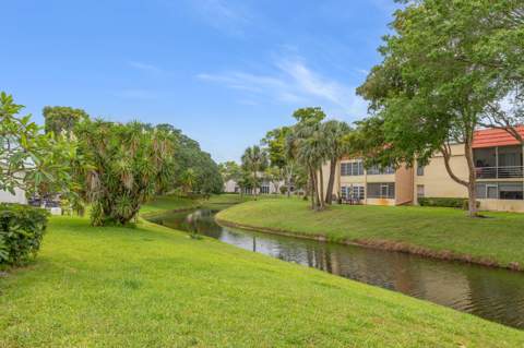2737 Zorno Way, Delray Beach FL - photo 22 of 32
