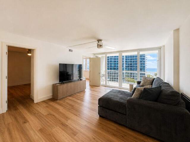 2 bedroom Condominium at 2200 NE 33rd Avenue #11G, White Egret Condo, Fort Lauderdale — photo 5
