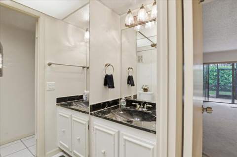 275 Jacaranda Drive, Plantation FL - photo 14 of 37
