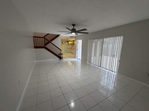7622 N 76th Way #200, West Palm Beach FL - photo 9 of 26