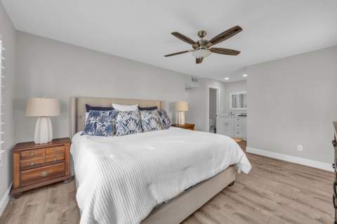 1105 Duncan Circle #104, Palm Beach Gardens FL - photo 23 of 31