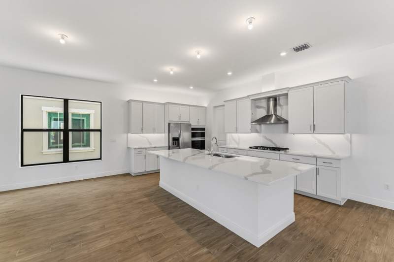 4 bedroom Single Family Residence at 7621 SW Hosford Street, Newfield Crossroads Phase 1A-3, Palm City — photo 3